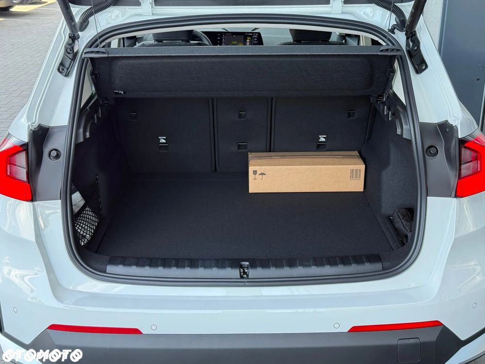 BMW X1 - 13