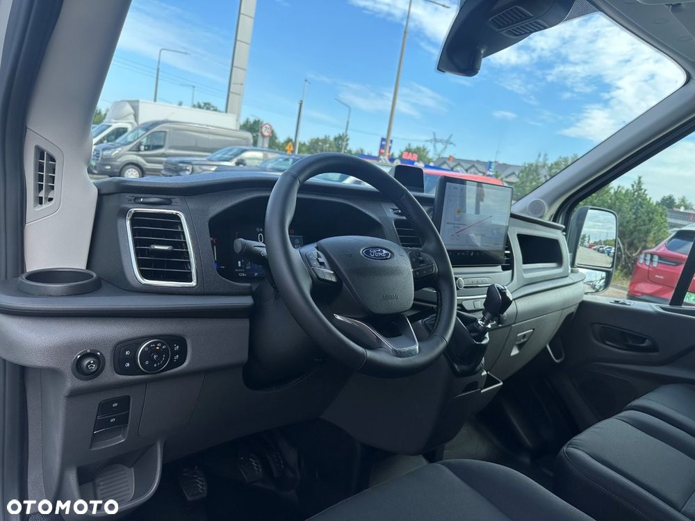 Ford Transit - 9