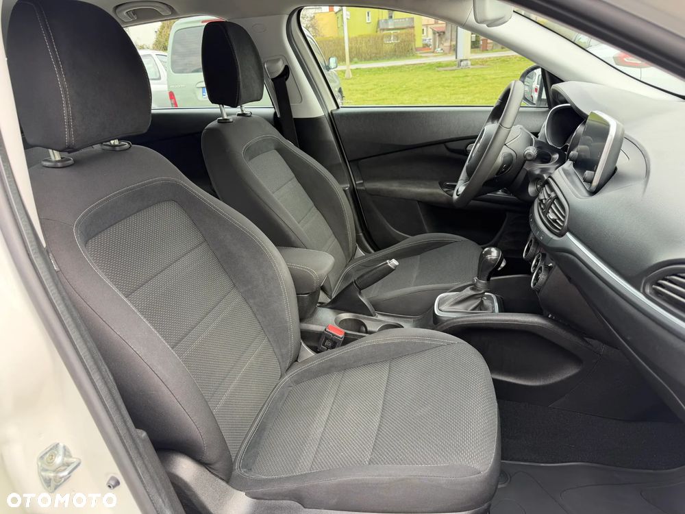 Fiat Tipo 1.6 MultiJet DCT Lounge - 14