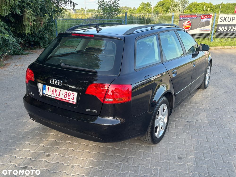 Audi A4 Avant - 30