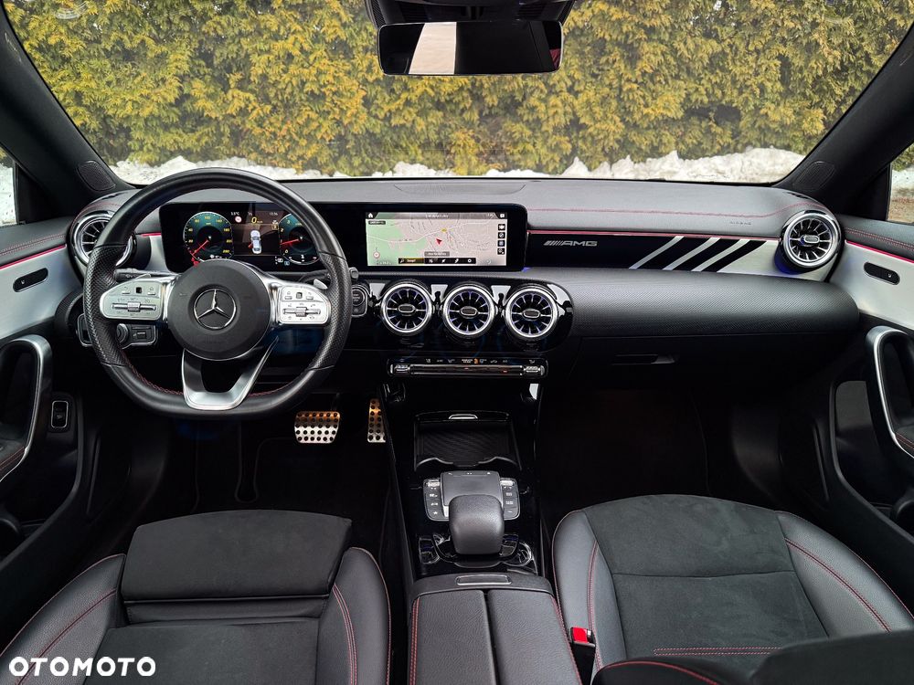 Mercedes-Benz CLA 200 7G-DCT Edition AMG Line - 3