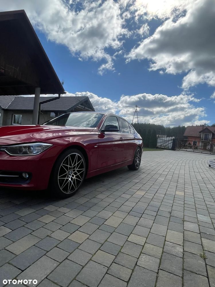 BMW Seria 3 320d - 11