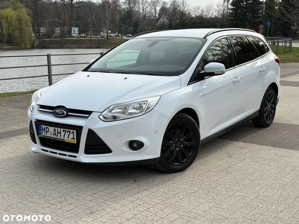 Ford Focus 1.0 EcoBoost STart-Stopp-System TITANIUM - 1