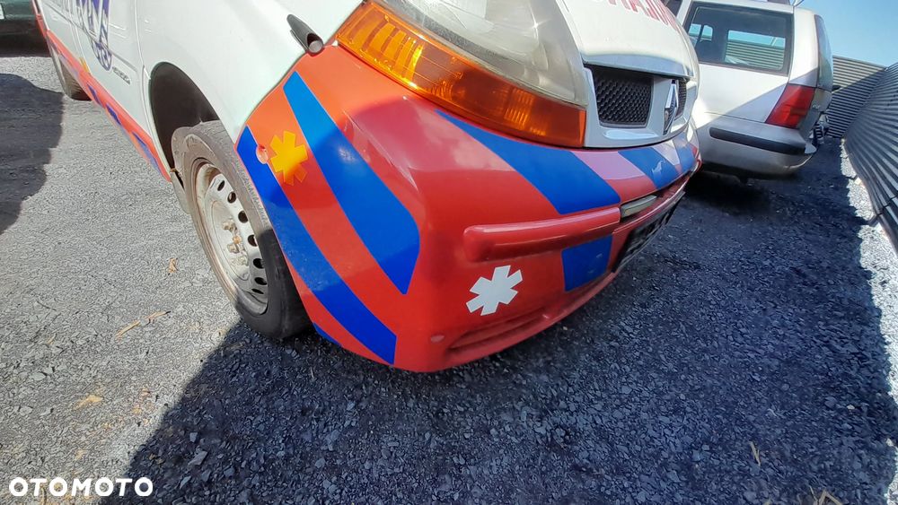 RENAULT TRAFIC II ZDERZAK PRZEDNI PRZÓD KOMPLETNY nr. 93/3 - 3