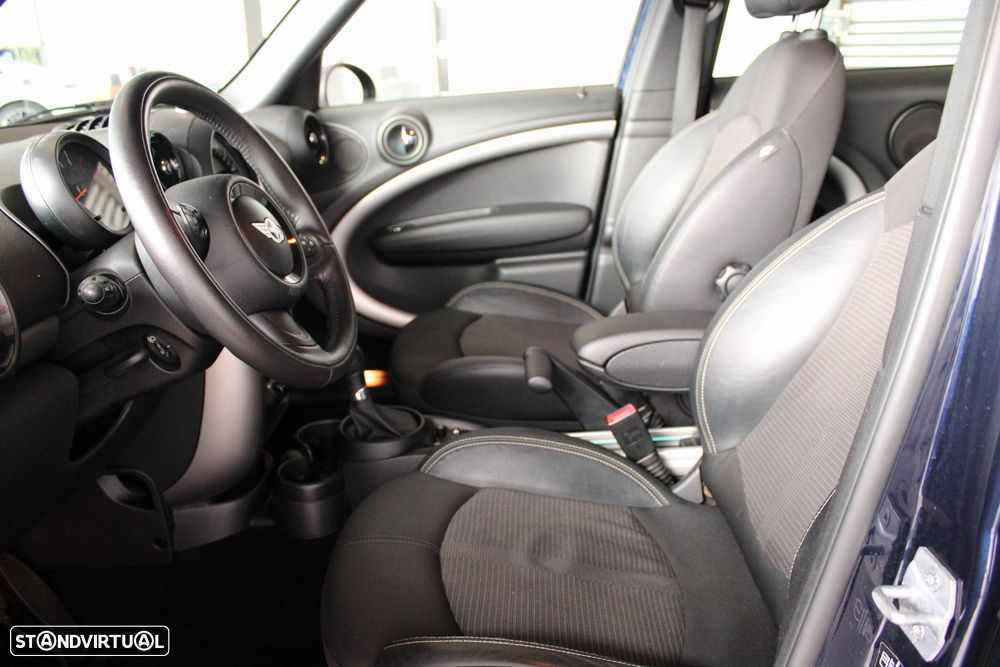 MINI Countryman Cooper D Auto - 10