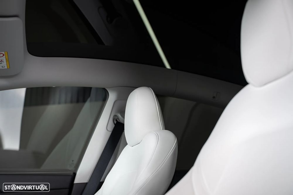 Tesla Model Y Long Range Tração Integral - 13