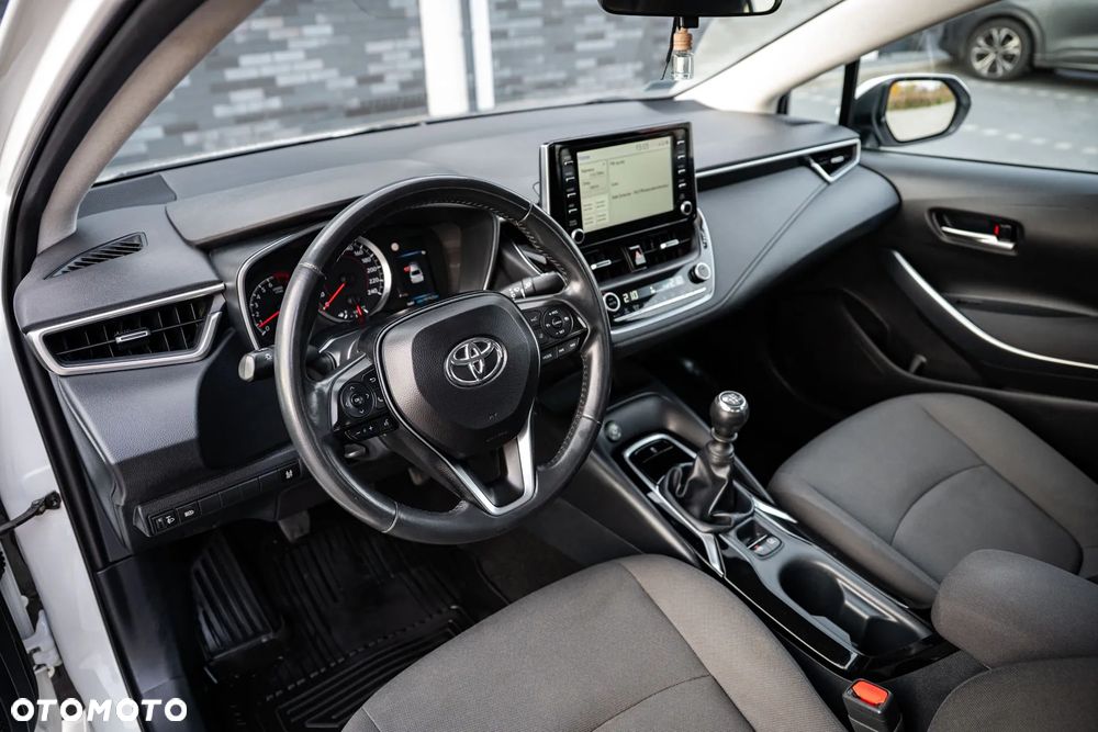 Toyota Corolla 1.6 Comfort - 9