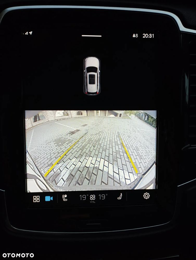 Volvo XC 90 - 33