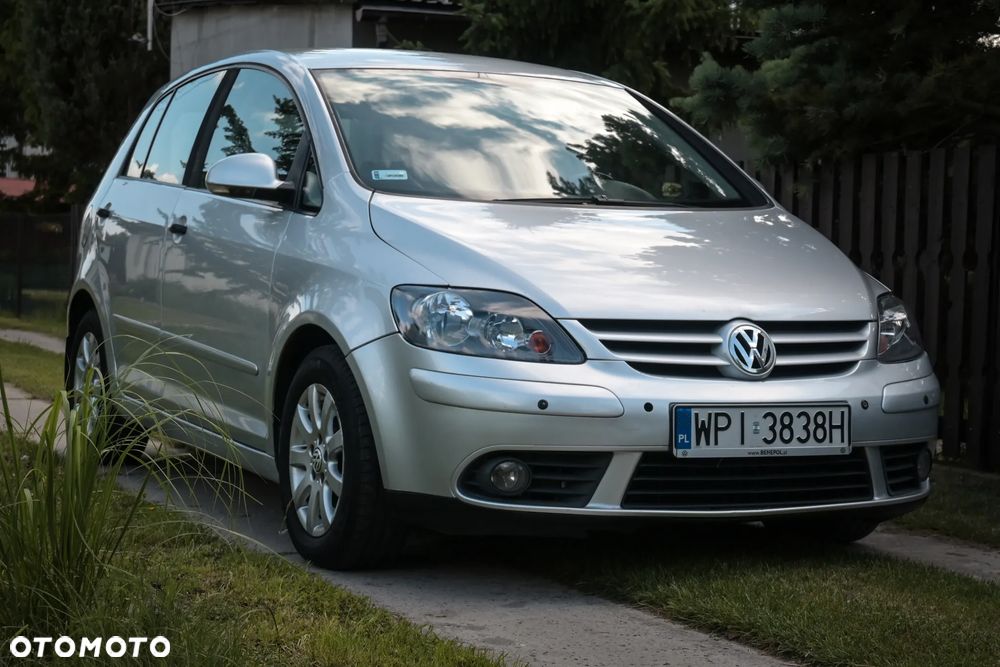 Volkswagen Golf 2.0 TDI Q-Line - 2