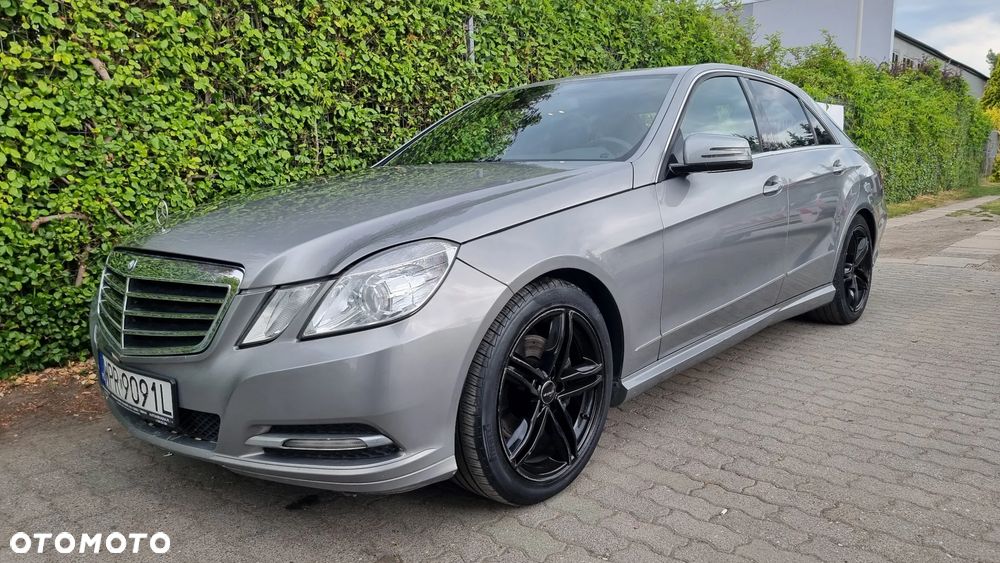 Mercedes-Benz Klasa E - 19