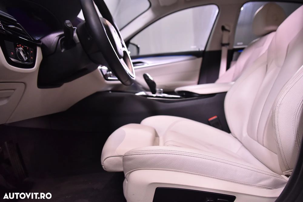 BMW Seria 5 - 25