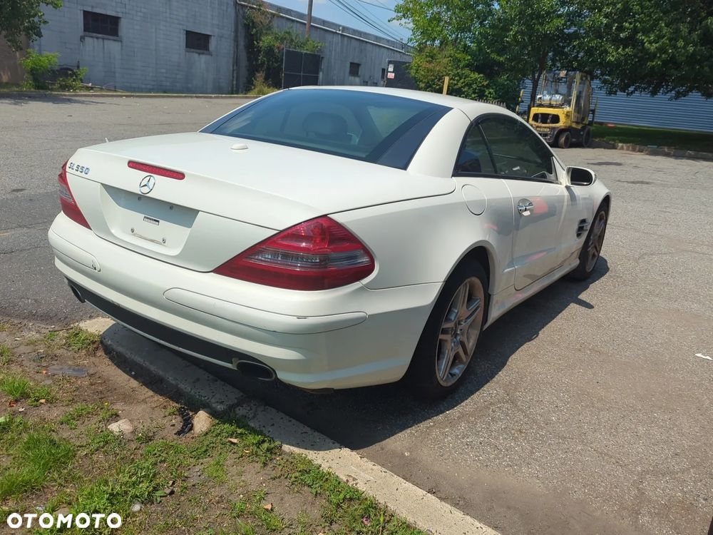 Mercedes-Benz SL - 26