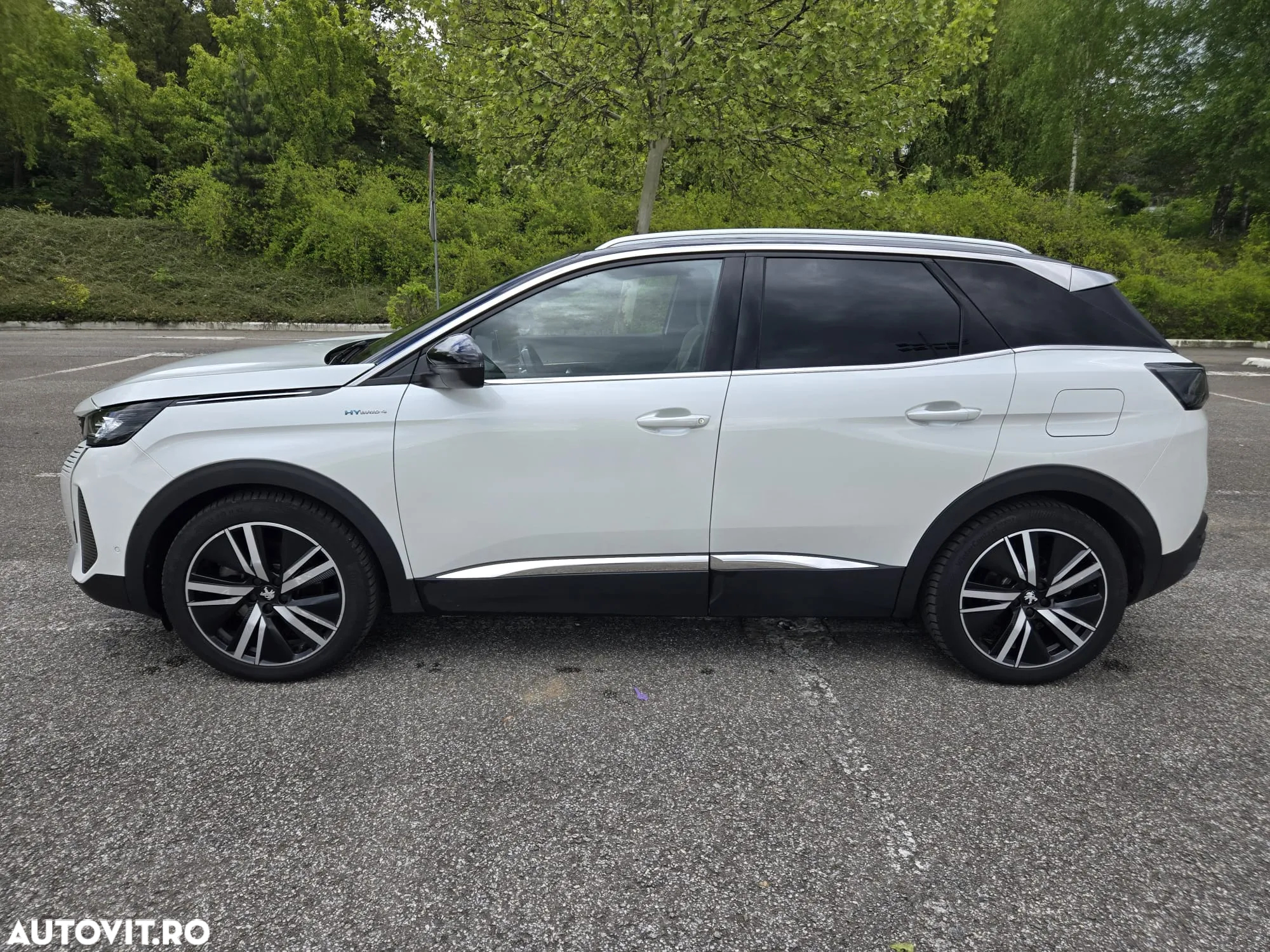 Peugeot 3008 Hybrid4 300 e-EAT8 GT Pack - 10
