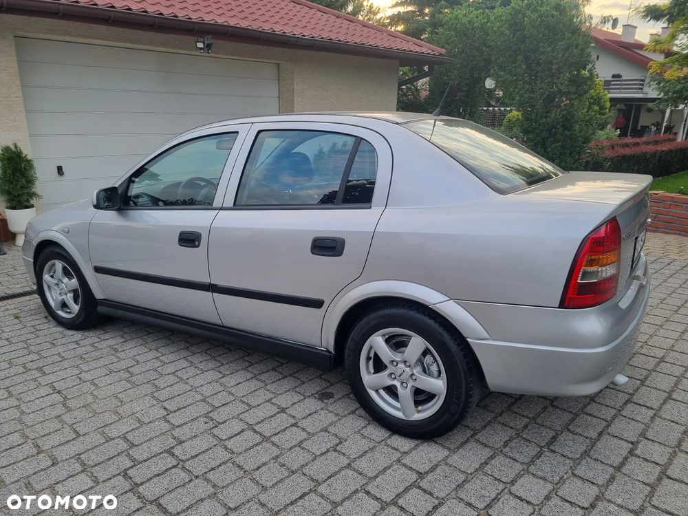 Opel Astra 2.0 DI Elegance - 7