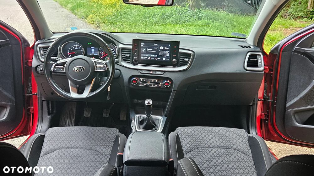 Kia Ceed 1.4 T-GDI M - 10