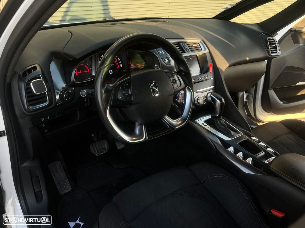 DS DS5 1.6 BlueHDi So Chic EAT6 - 7