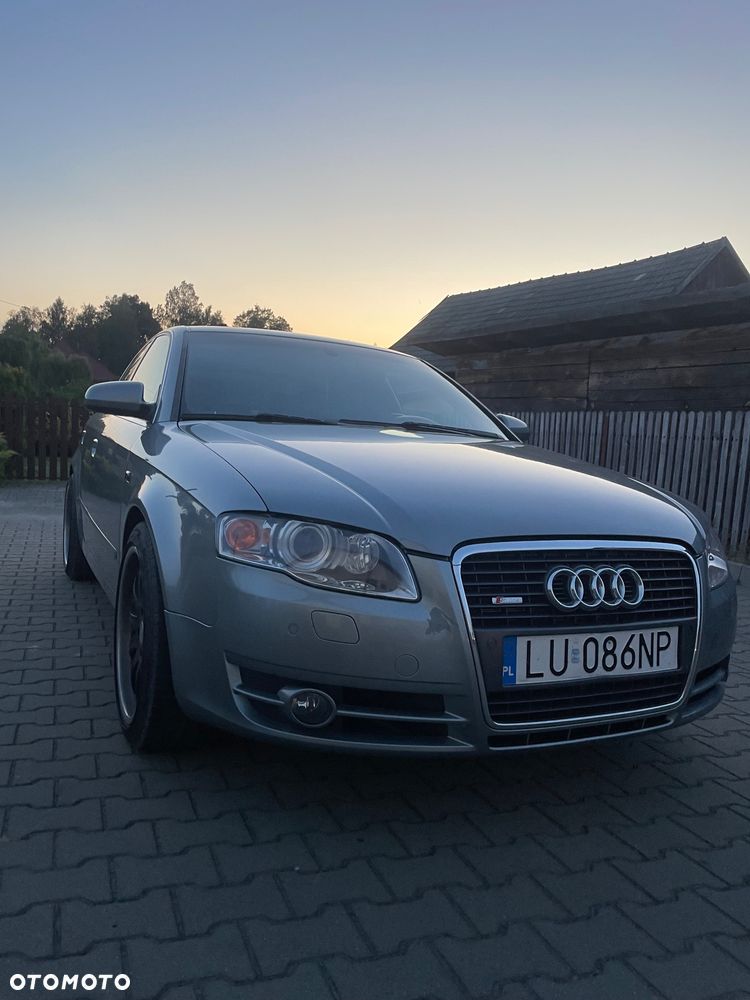 Audi A4 Limousine - 20