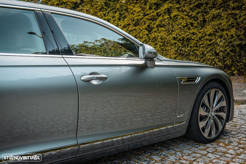 Bentley Flying Spur W12 - 22