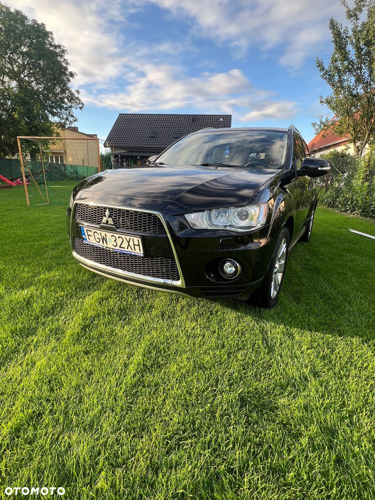 Mitsubishi Outlander 2.0 DID Instyle NAVI - 1