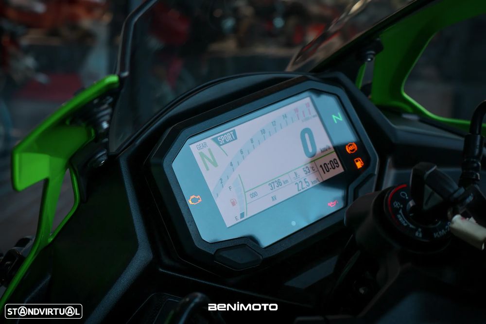 Kawasaki Ninja ZX-4RR 40º Aniversário Performance - 10