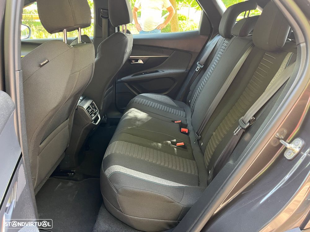 Peugeot 3008 1.6 Hybrid Active Pack e-EAT8 - 23