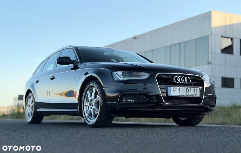 Audi A4 Avant 2.0 TDI DPF clean diesel multitronic S line Sportpaket - 24
