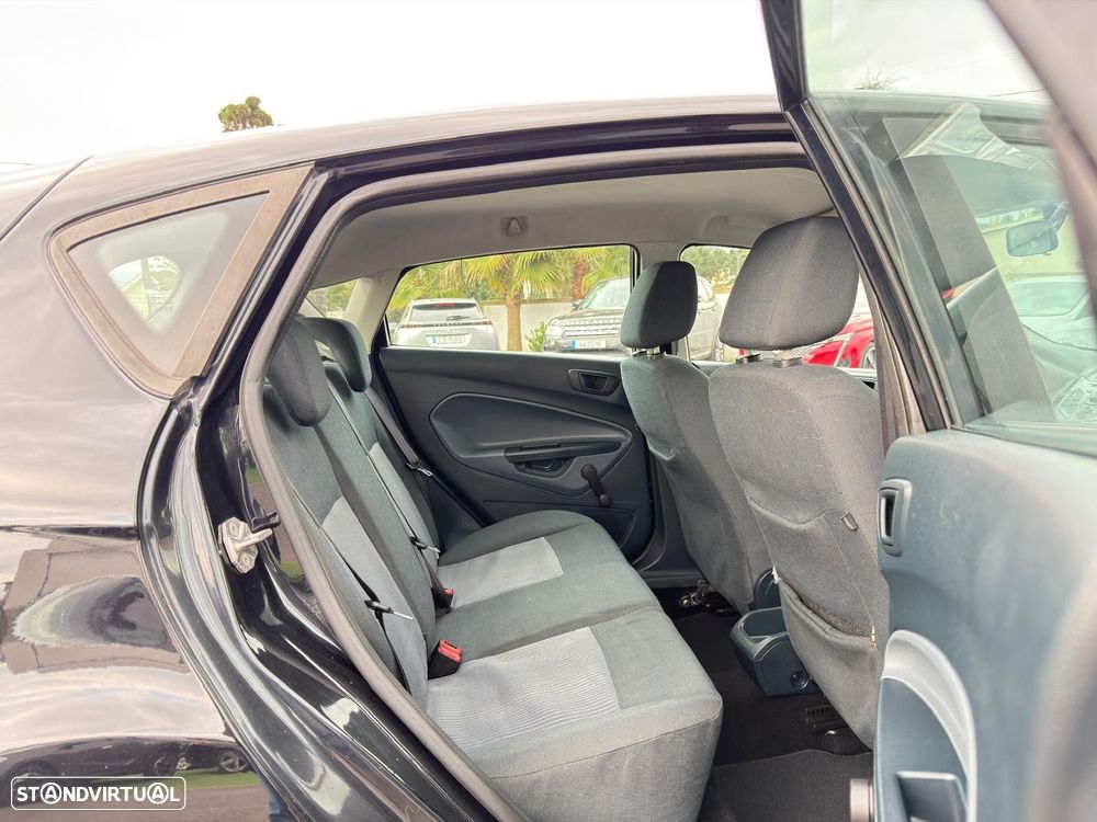 Ford Fiesta 1.4 TDCI Titanium - 11