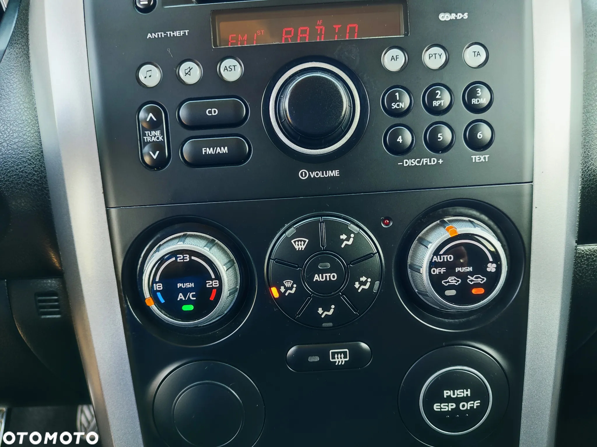 Suzuki Grand Vitara 1.6 De luxe - 20