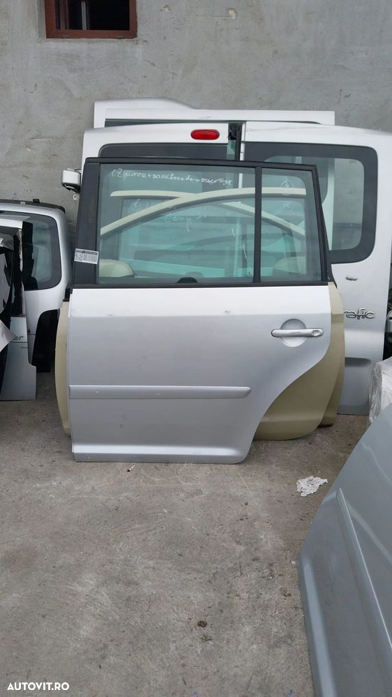 VAND USA STANGA SPATE PENTRU VOLKSWAGEN TOURAN 2003-2010 - 1