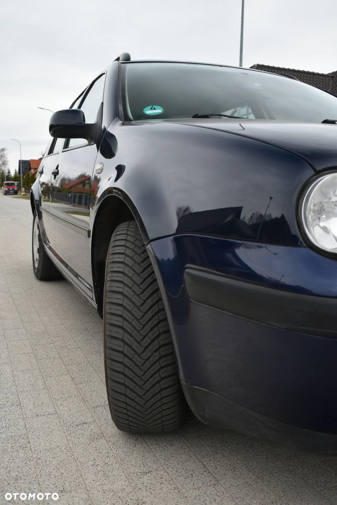 Volkswagen Golf - 22