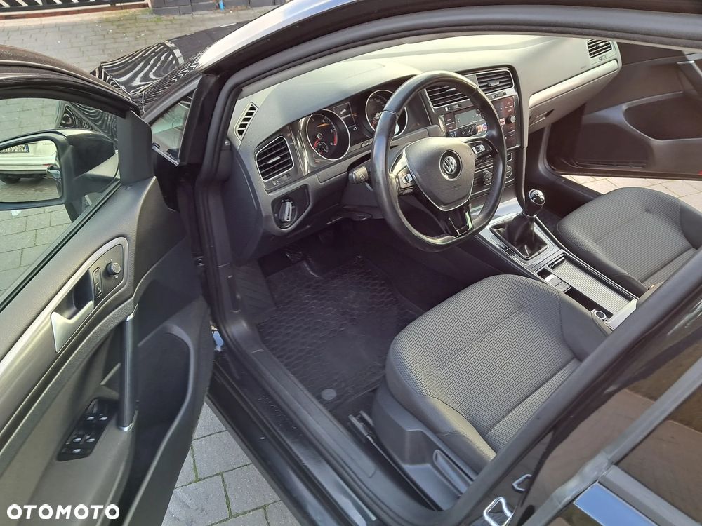 Volkswagen Golf 1.6 TDI BMT Comfortline - 13