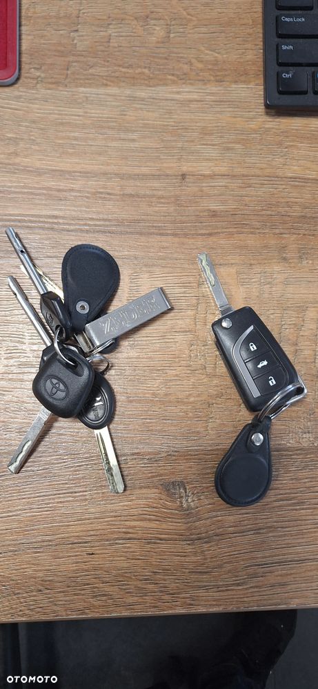 Toyota Corolla 1.6 Premium - 9