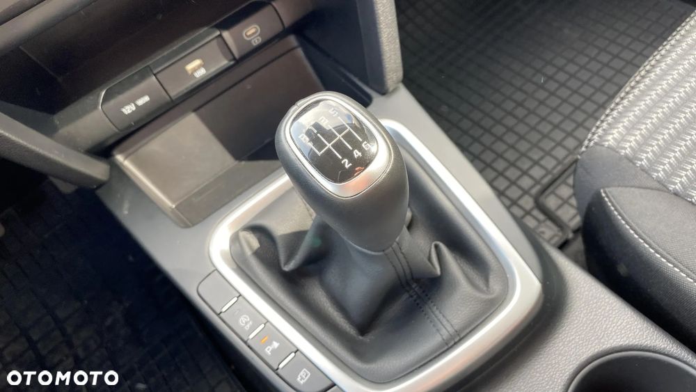 Kia XCeed 1.5 T-GDI M - 19