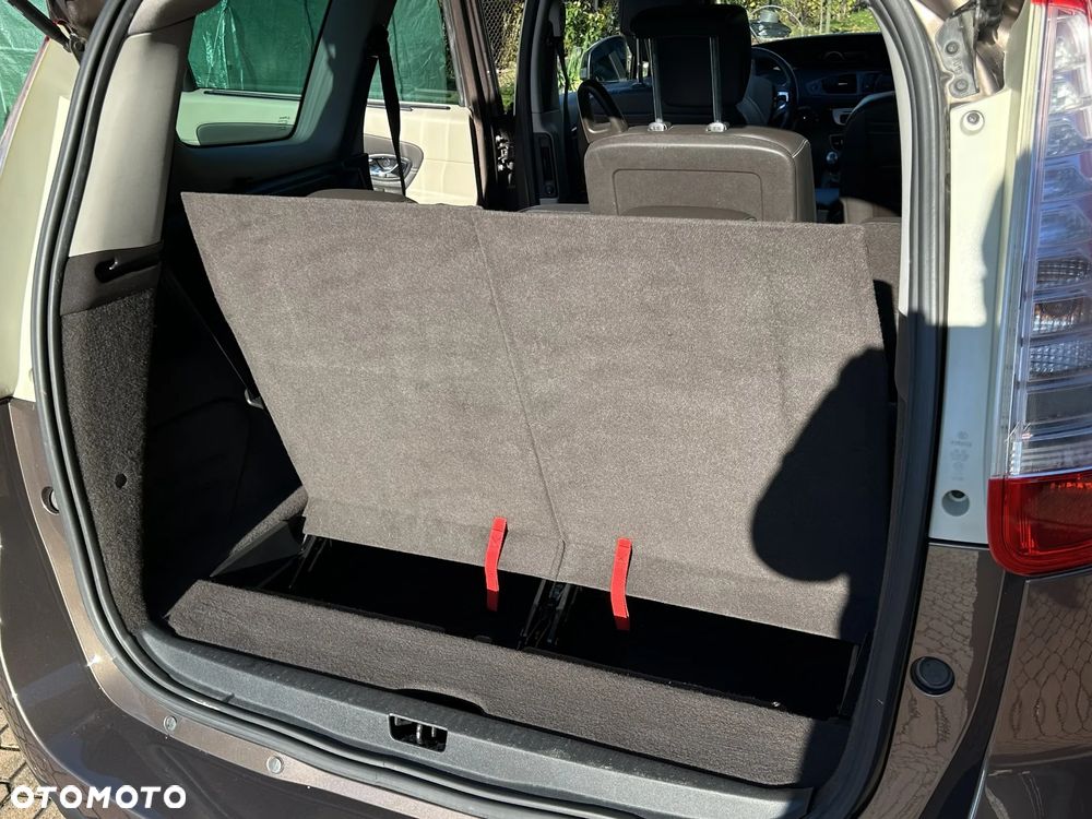 Renault Scenic 1.6 dCi Energy Privilege - 35