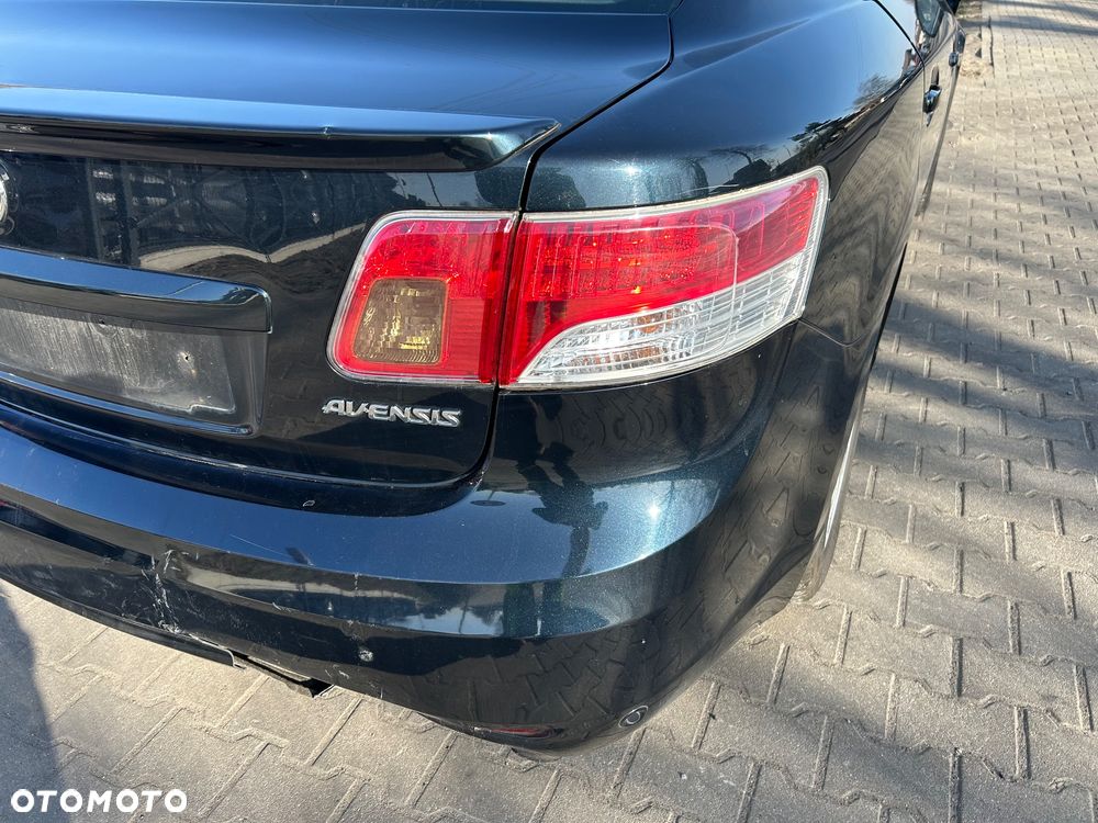 Toyota Avensis - 34