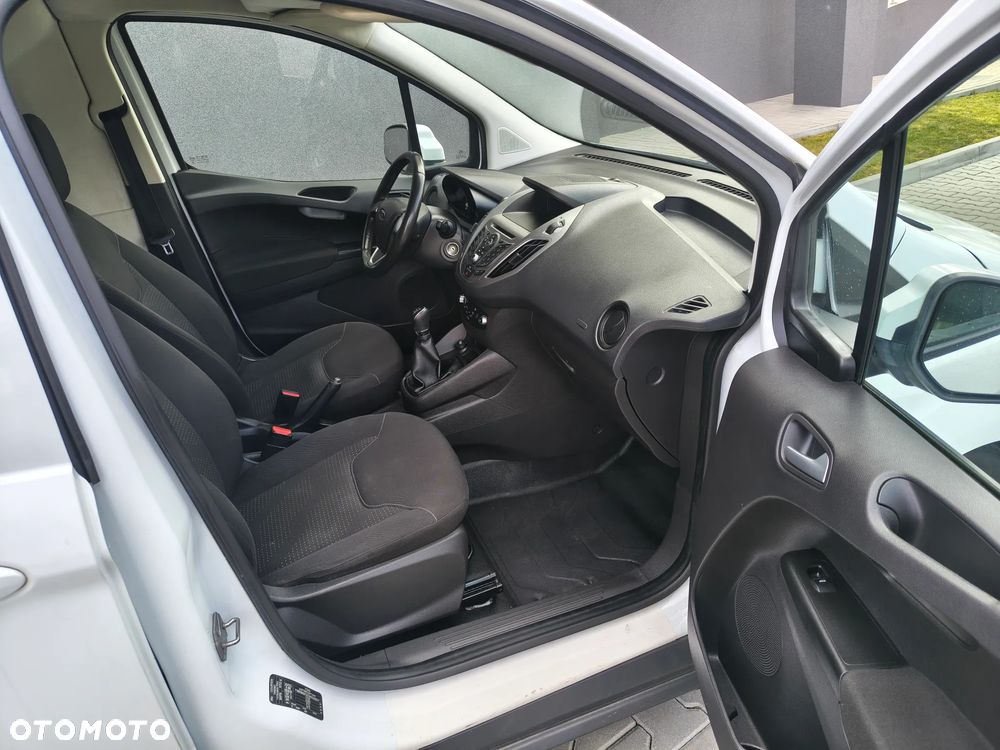 Ford Tourneo Courier 1.5 TDCi S&S Trend - 7