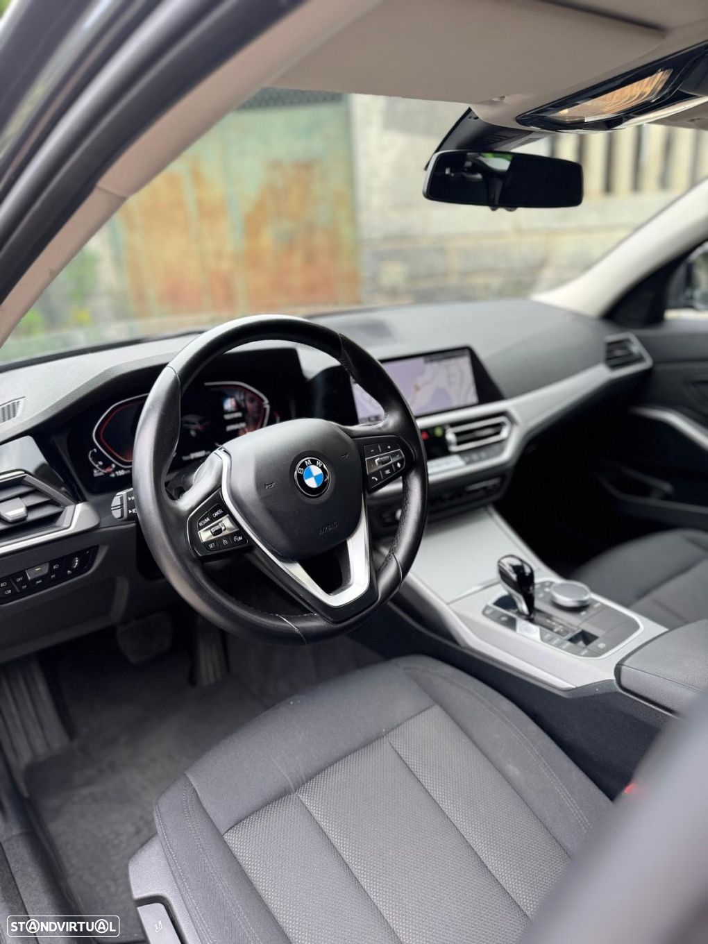 BMW 318 d Touring Line Sport Auto - 30