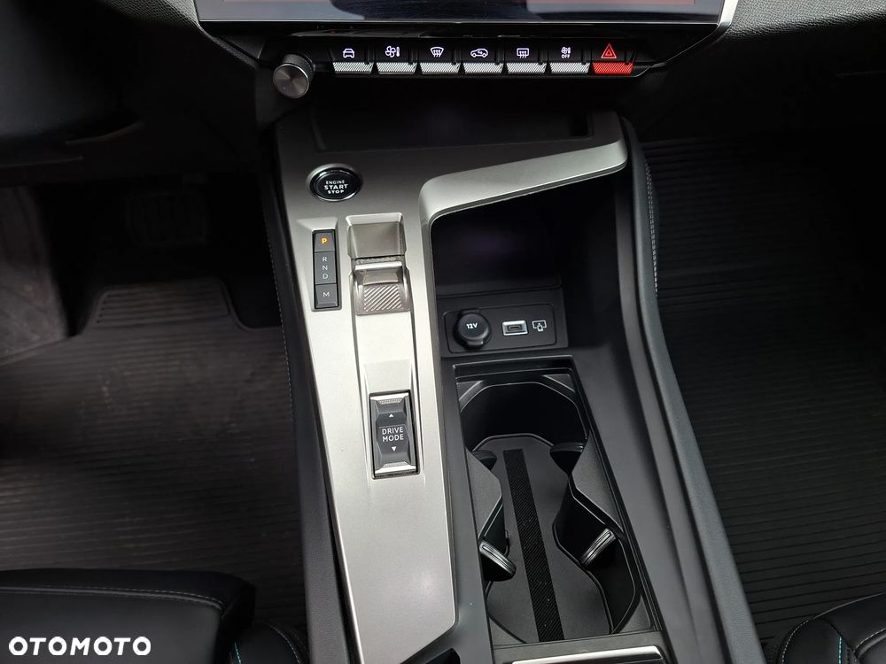 Peugeot 408 1.2 PureTech Allure S&S EAT8 - 22