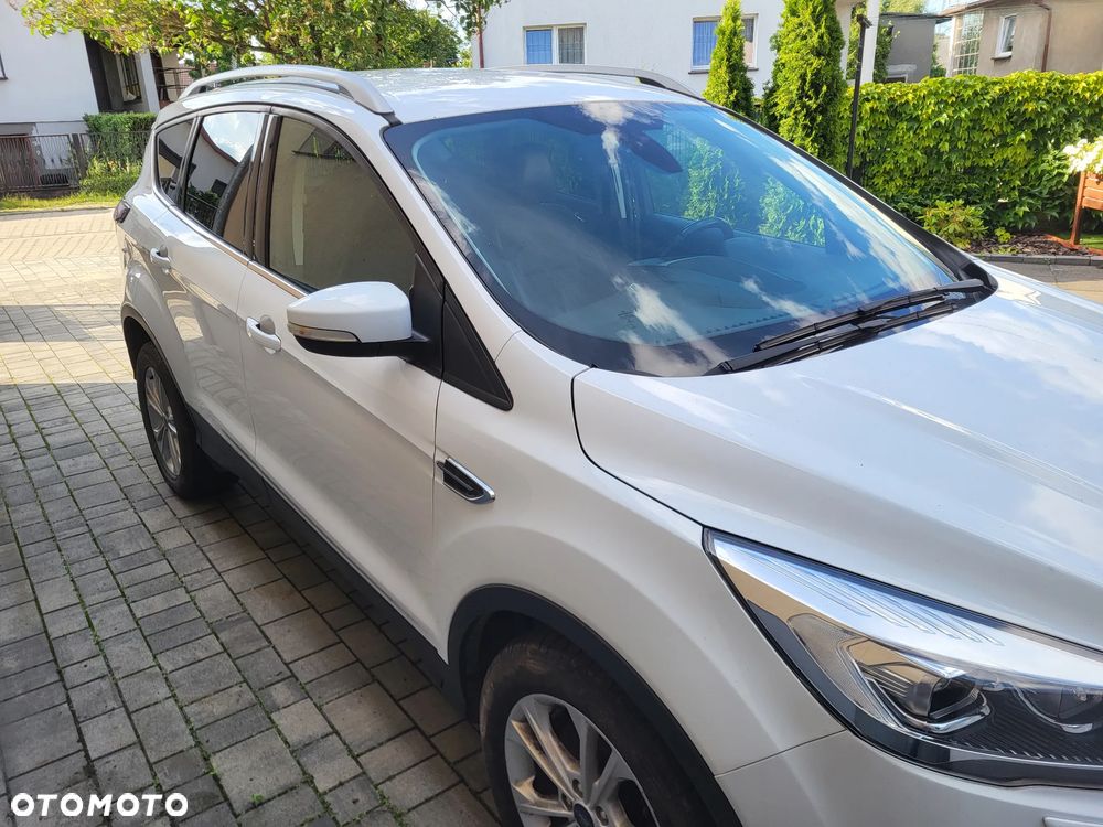 Ford Kuga 1.5 TDCi FWD Titanium - 11