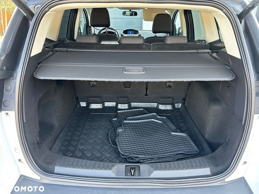Ford Kuga - 27