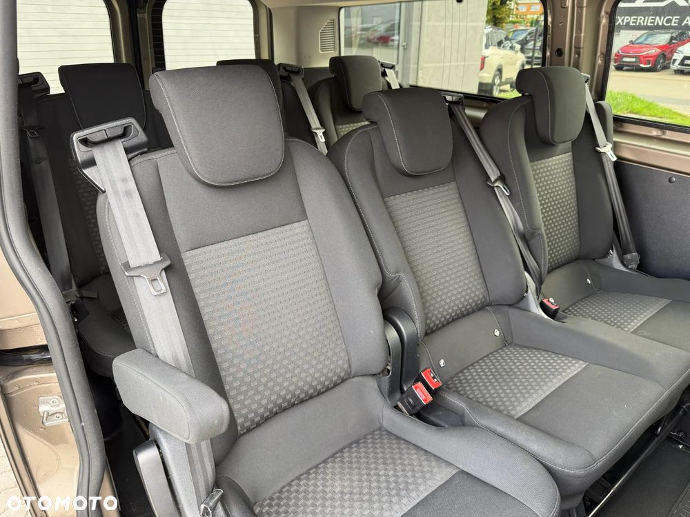 Ford Transit Custom - 19