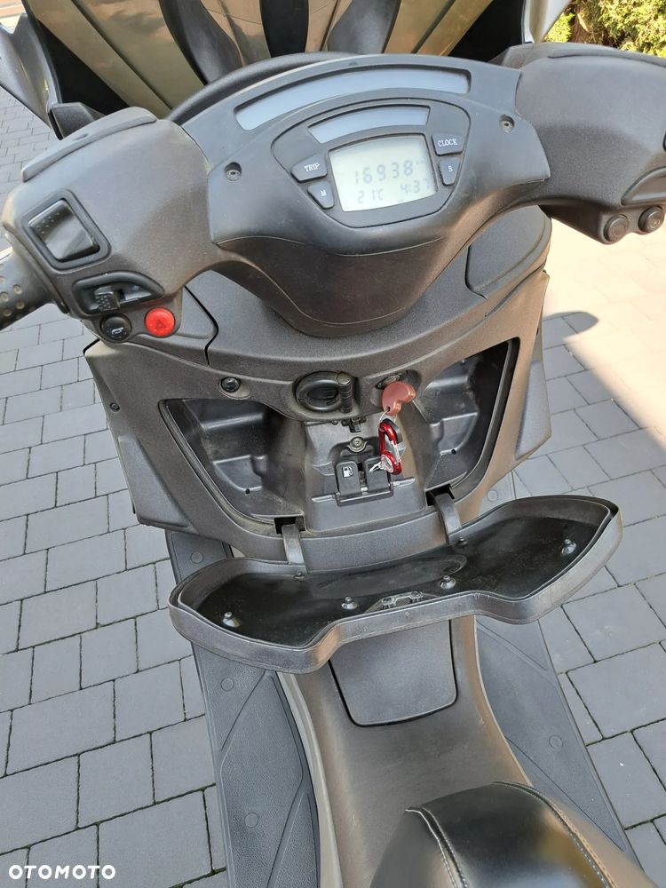 Piaggio X9 - 9