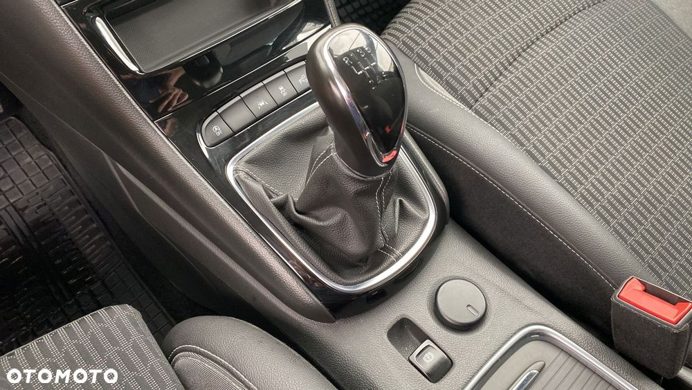 Opel Astra 1.5 CDTI S&S - 17