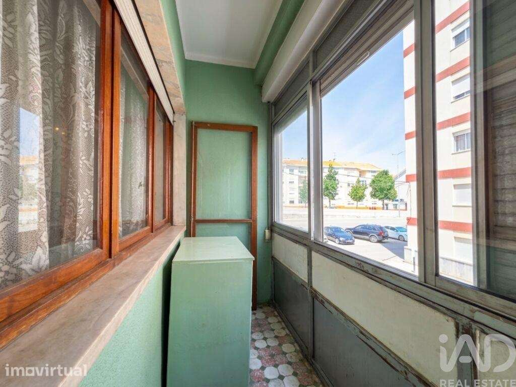 Apartamento T2 em Amora de 68 m2 - Grande imagem: 3/16