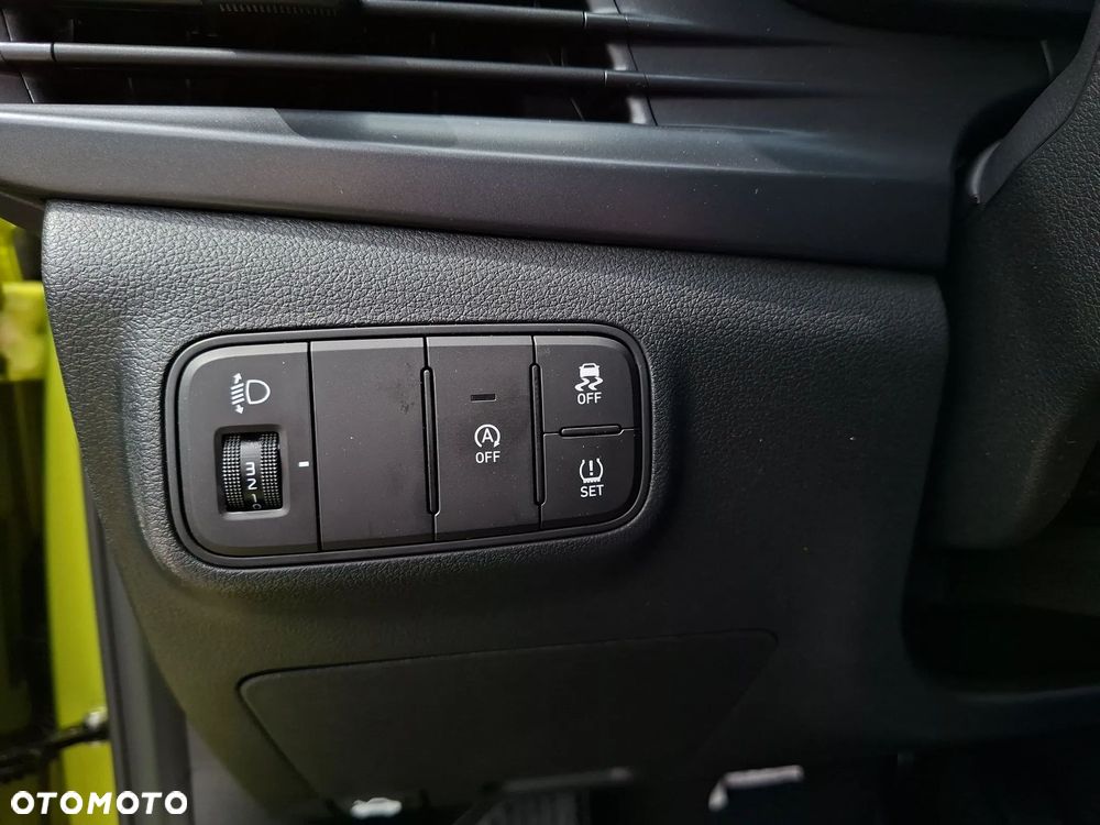 Hyundai i20 1.0 T-GDI Pure DCT - 23