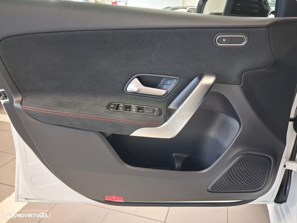 Mercedes-Benz A 180 d - 10