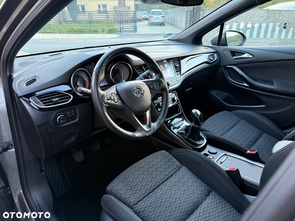 Opel Astra 1.4 Turbo Innovation - 13