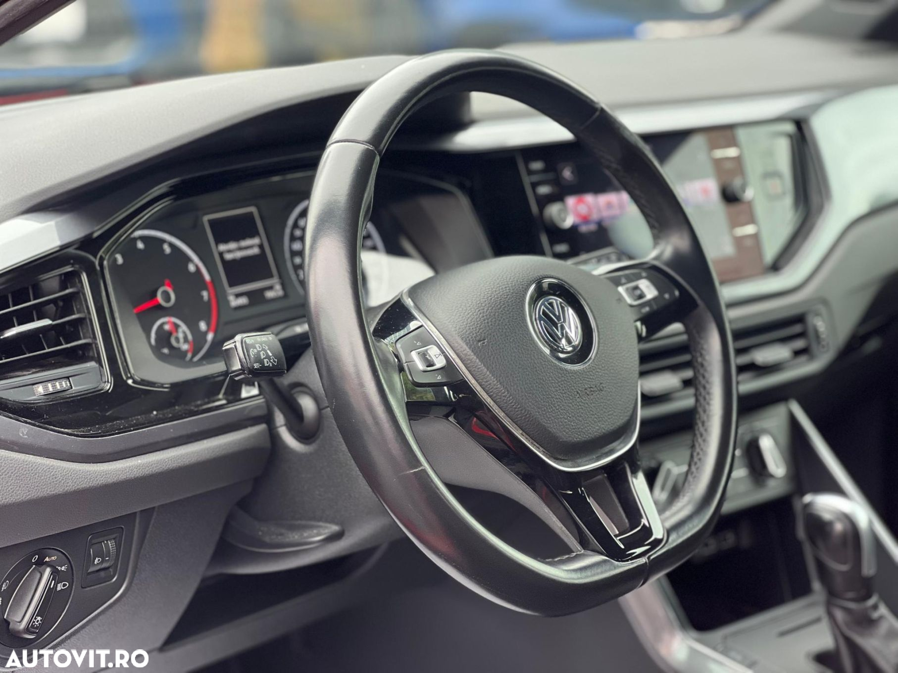 Volkswagen Polo - 7