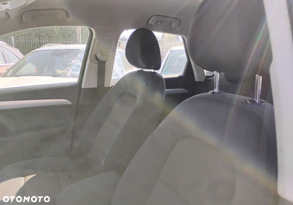 Volkswagen Tiguan - 8