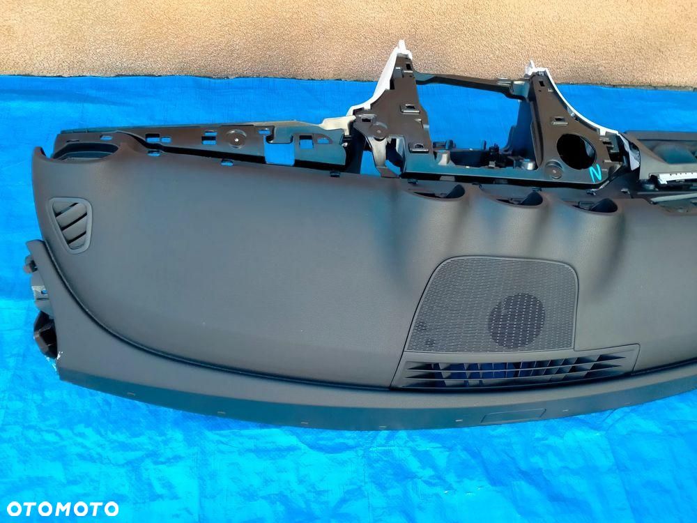 MERCEDES W206 KONSOLA DESKA CZARNA DÓŁ BEŻOWY AIRBAG PAS PASY KOMPLET - 17